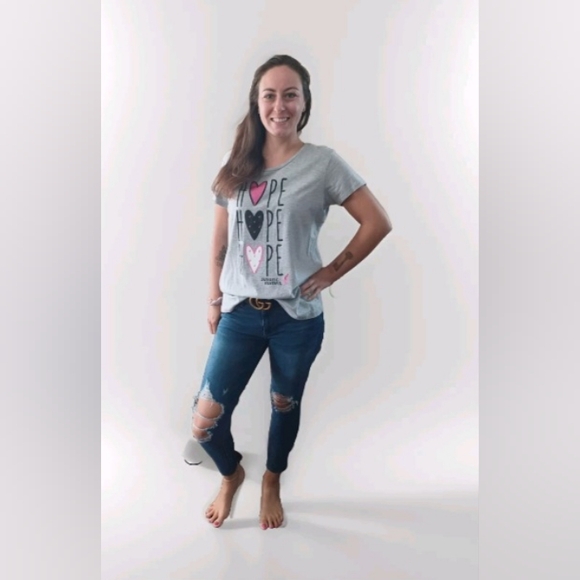 Suan G Komen Tops - Susan G. Komen Size T shirt HOPE  FIGHT For The CURE Cancer Large